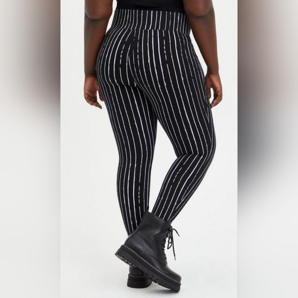 TORRID DISNEY Nightmare Before Christmas Jack Skellington Stripe Ponte Pant! NWT - Picture 4 of 10